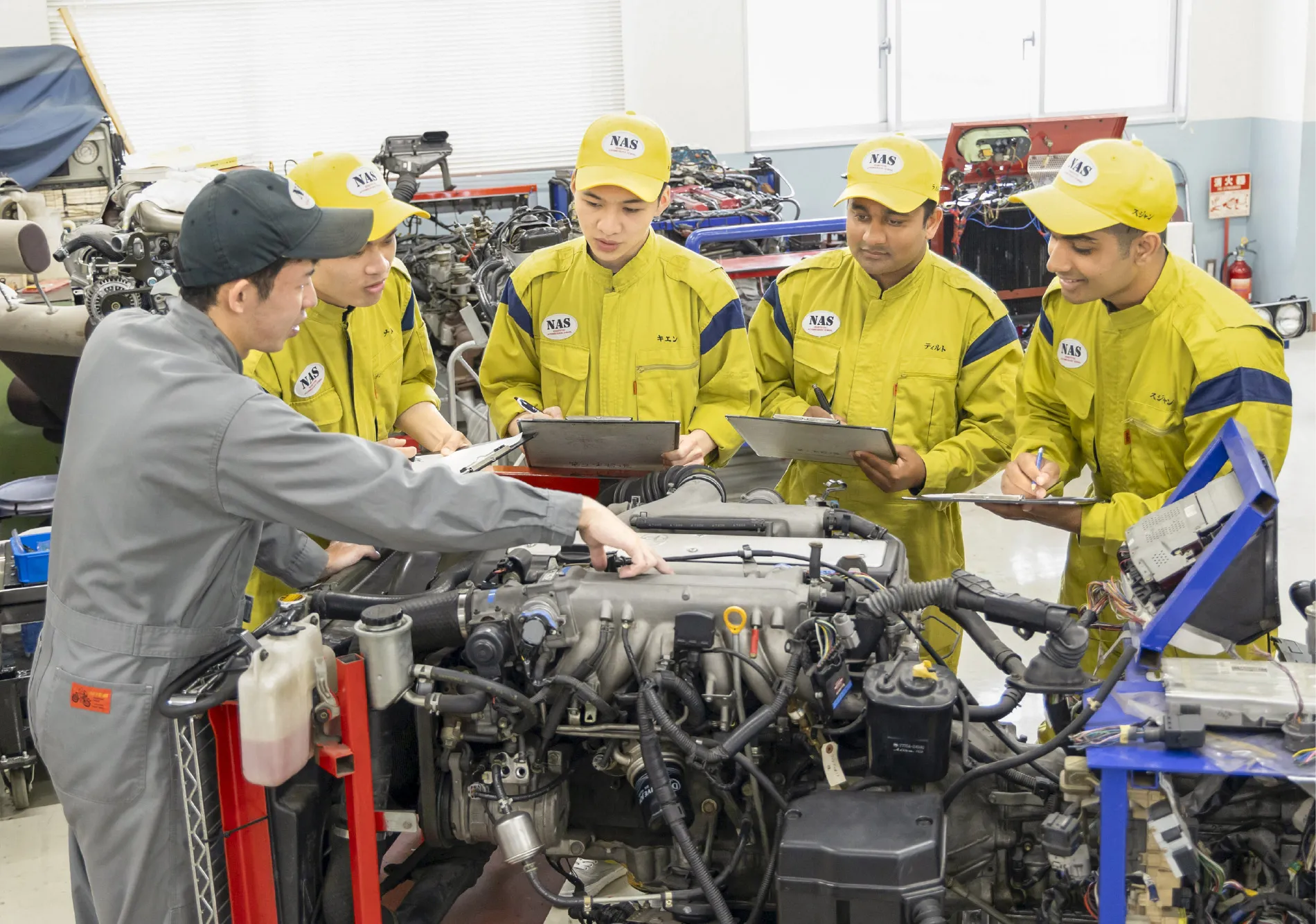 西鉄自動車整備専門学校 NAS