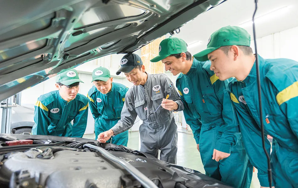 西鉄自動車整備専門学校 NAS