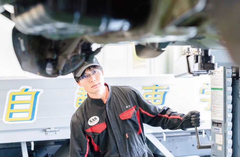 西鉄自動車整備専門学校 NAS