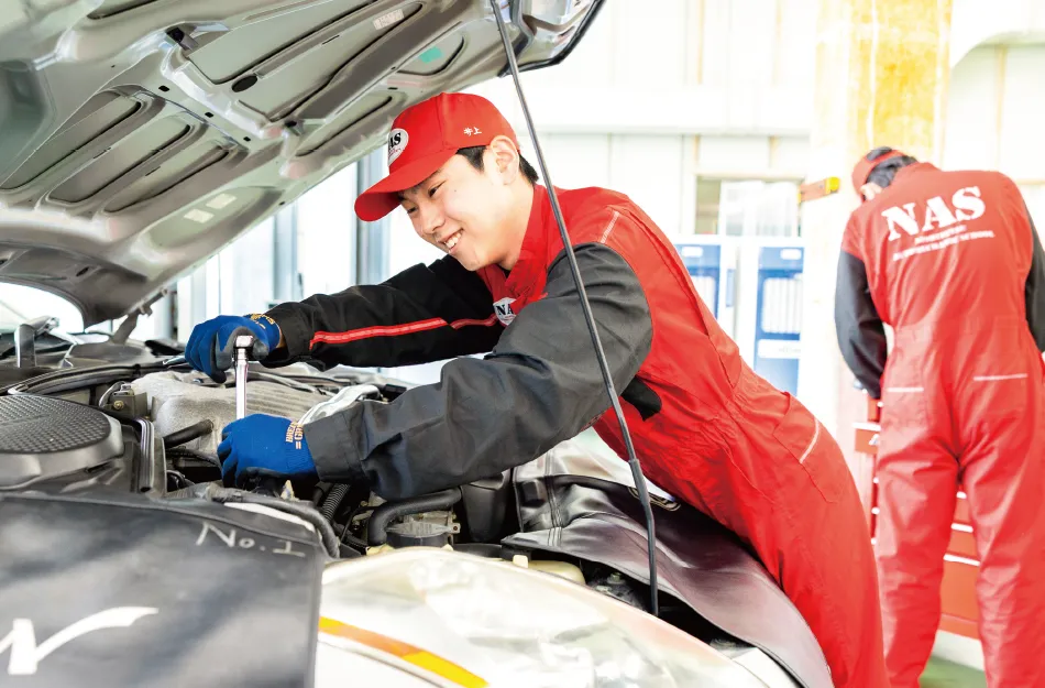 西鉄自動車整備専門学校 NAS 実習車